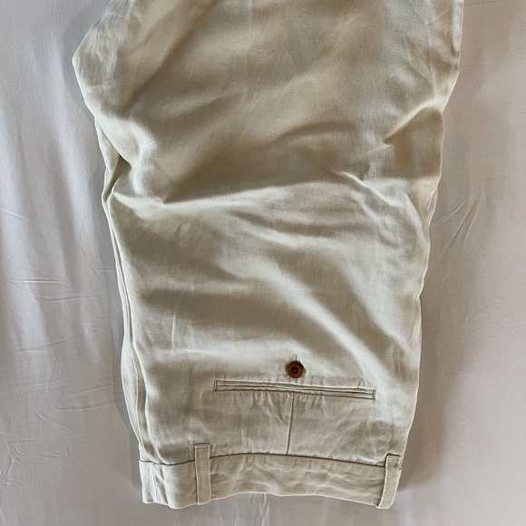 Tommy Bahama lightweight shorts - Picture 4 of 4